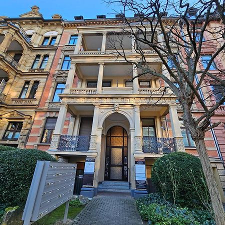 Apartment Wiesbaden Mitte, Zentral Am Park, Congresscenter 5 Min, Bahnhof 10Min Eksteriør bilde