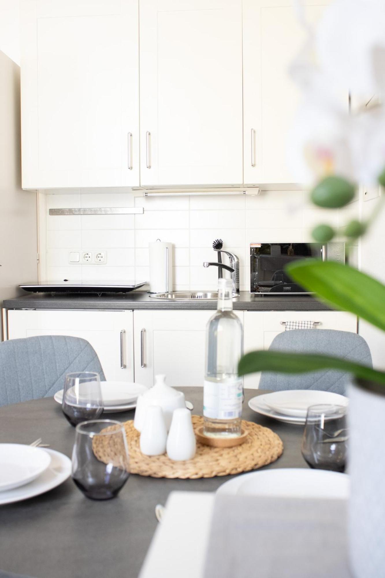 Apartment Wiesbaden Mitte, Zentral Am Park, Congresscenter 5 Min, Bahnhof 10Min Eksteriør bilde