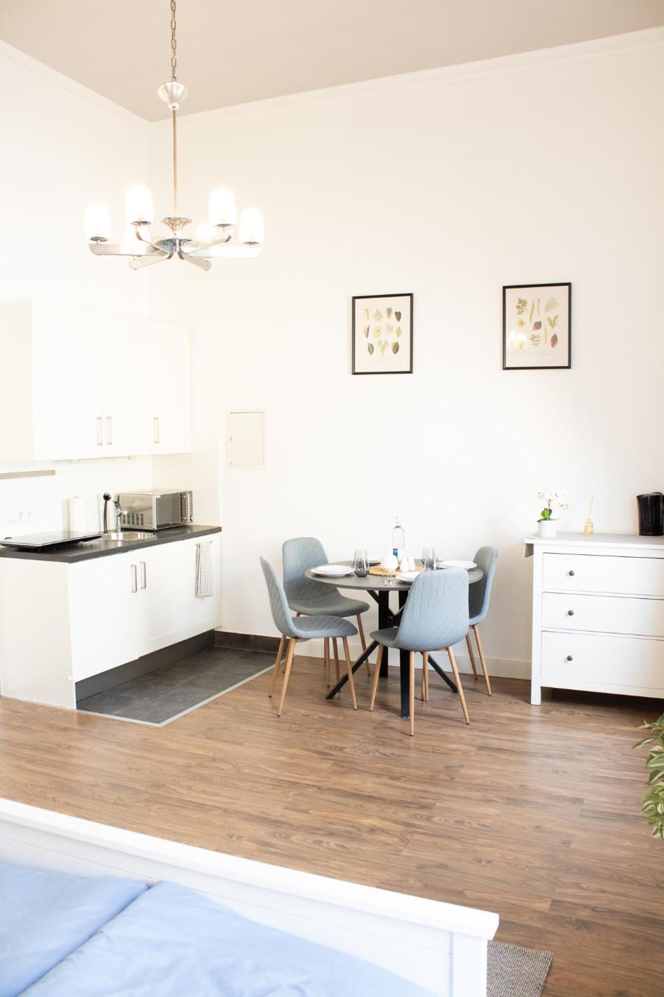 Apartment Wiesbaden Mitte, Zentral Am Park, Congresscenter 5 Min, Bahnhof 10Min Eksteriør bilde
